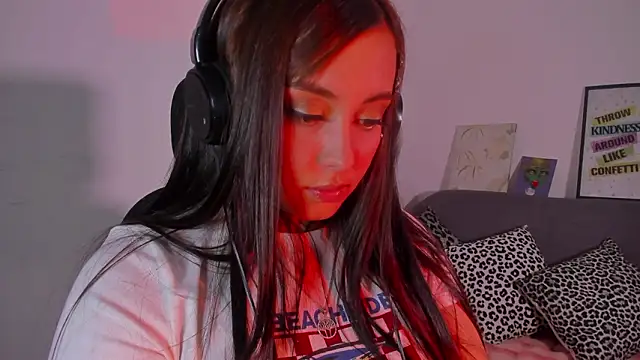 SofiaBermudez online show from February 13, 2026, 1:49 am