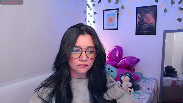 MarilynWhite  online show from October 10, 2025, 6:31 pm