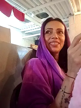 Mariam Lopez   online show from February 14, 2026, 5:51 am