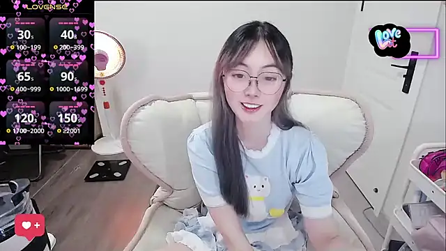 baby-yaya20 online show from February 9, 2026, 11:19 am