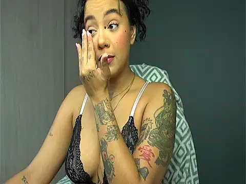 Snapshot of ObeyVal chatting on February 27, 2026, 8:25 am ObeyVal online show from February 27, 2026, 8:25 am