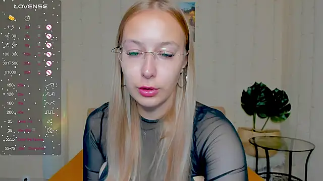 Snapshot of dina_sunshine chatting on September 19, 2025, 3:10 am dina sunshine online show from September 19, 2025, 3:10 am