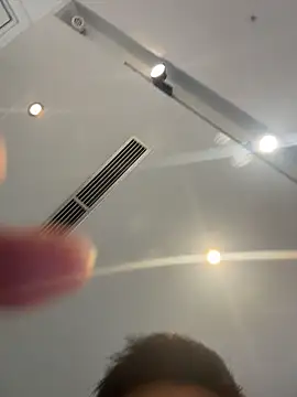 gooodboiii online show from October 26, 2025, 3:01 pm