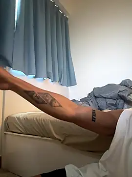 gooodboiii online show from September 24, 2025, 8:21 am