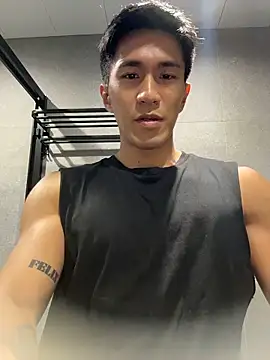 gooodboiii online show from May 14, 2026, 2:14 pm