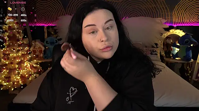 SerahMirabeli online show from January 6, 2026, 7:40 pm