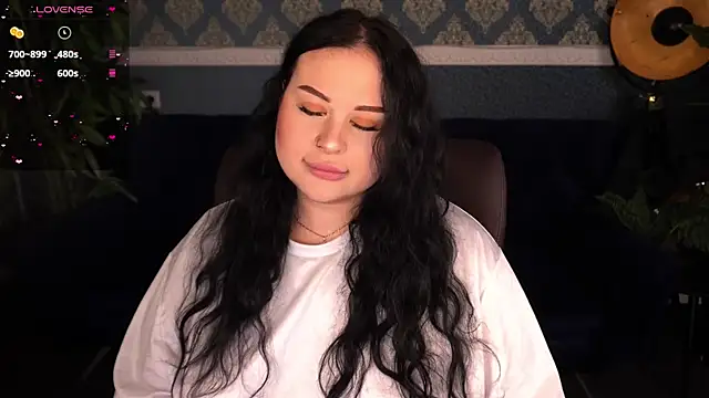 SerahMirabeli online show from November 9, 2025, 8:07 am