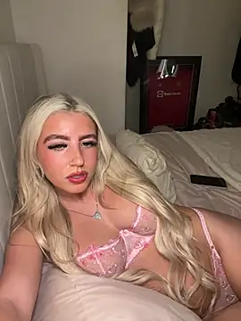 BlondeBetty online show from March 8, 2026, 7:28 pm