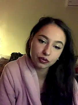 SunnyDane online show from December 16, 2025, 1:43 am