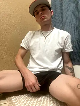 Degenindior online show from September 24, 2025, 5:08 pm