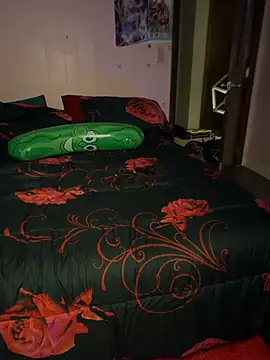 shortywidaphatty online show from February 12, 2026, 10:59 am