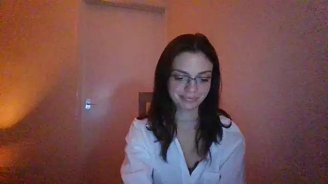 Zerinaa online show from July 30, 2026, 9:47 pm