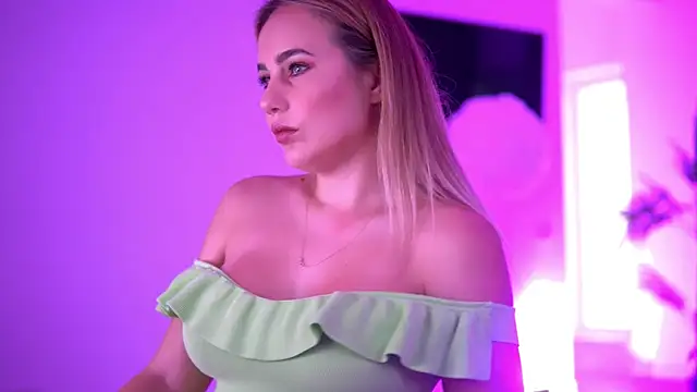 NattyLust online show from October 13, 2025, 4:58 am