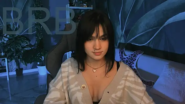 MonicaFarmer online show from October 29, 2025, 5:23 pm