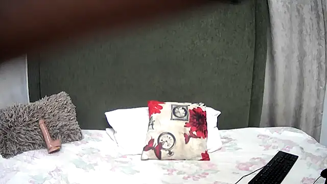 pinkyxbarbie2 online show from December 18, 2025, 8:56 pm