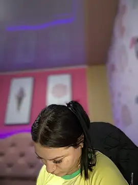 Megaan  More online show from November 15, 2025, 2:37 am