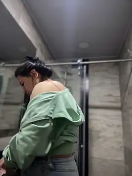 Megaan  More online show from October 5, 2025, 2:02 am