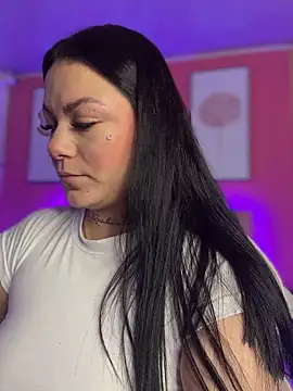 Snapshot of Megaan__More chatting on May 15, 2026, 2:20 am Megaan More online show from May 15, 2026, 2:20 am