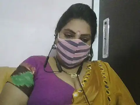 Snapshot of Nisha-telugu chatting on September 15, 2025, 7:14 pm Nisha-telugu online show from September 15, 2025, 7:14 pm