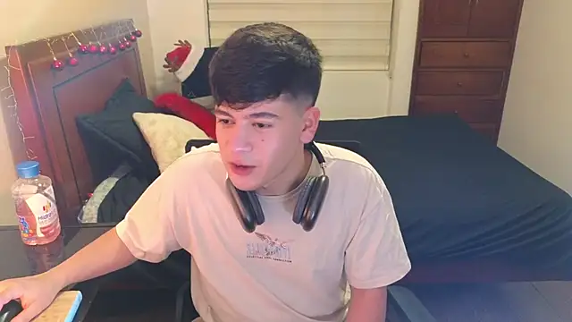 tightncuteass online show from November 14, 2025, 11:52 pm