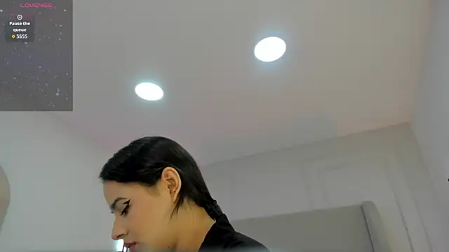 Dream nena online show from October 2, 2025, 3:54 am