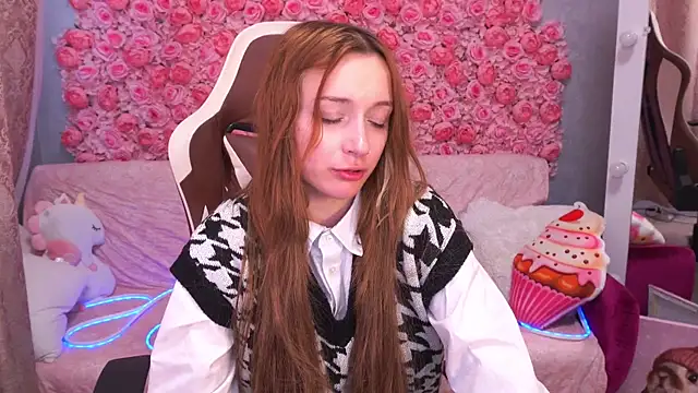 Snapshot of FoxyMayy chatting on May 30, 2026, 4:30 am FoxyMayy online show from May 30, 2026, 4:30 am