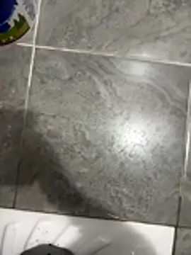 Snapshot of LAZ3R1 chatting on November 20, 2025, 5:24 pm LAZ3R1 online show from November 20, 2025, 5:24 pm