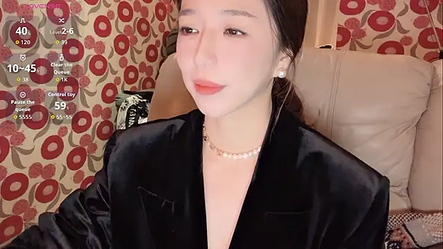 miss-lin online show from October 21, 2025, 12:48 pm