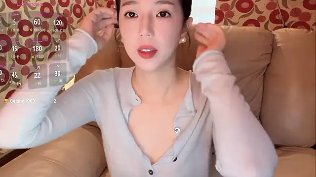 miss-lin online show from October 19, 2025, 6:38 am