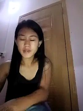 Snapshot of luy-xinh02 chatting on September 29, 2025, 2:34 pm luy-xinh02 online show from September 29, 2025, 2:34 pm