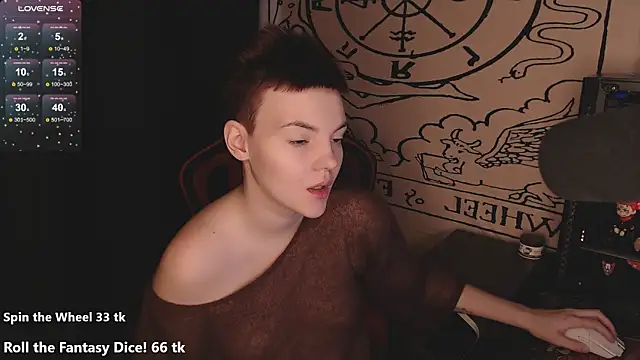 KrisNeal online show from November 21, 2025, 9:41 am