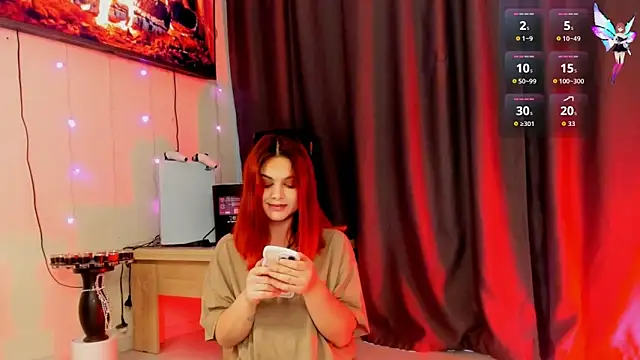 CuteFoxKira online show from October 21, 2025, 8:14 am