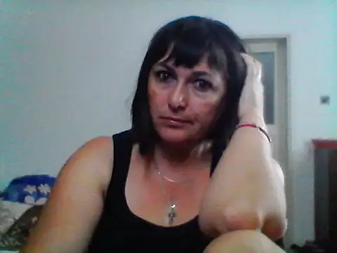 Snapshot of MariannaLove759 chatting on October 1, 2025, 7:35 am MariannaLove759 online show from October 1, 2025, 7:35 am