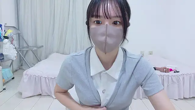  Mia land  online show from July 12, 2026, 1:45 pm