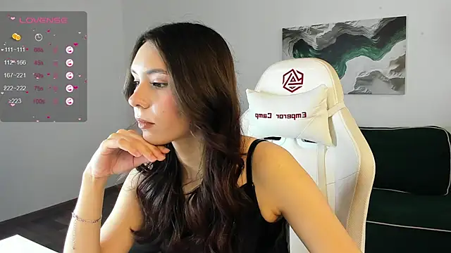 Kelly Harrison online show from September 19, 2025, 8:29 am