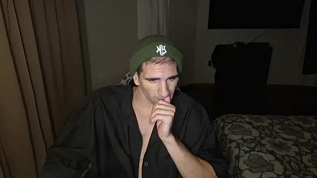 Snapshot of ObeyLust chatting on April 11, 2026, 10:46 pm ObeyLust online show from April 11, 2026, 10:46 pm