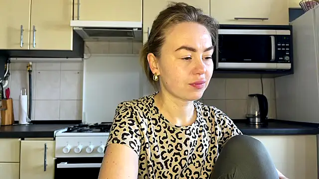 MartaLuna  online show from March 14, 2026, 11:27 am