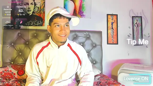 xxKamadevaxx online show from April 16, 2026, 1:01 pm