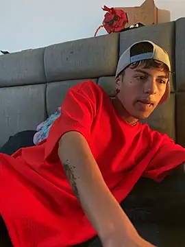 Snapshot of NaytonFreeman chatting on February 26, 2026, 12:16 pm NaytonFreeman online show from February 26, 2026, 12:16 pm