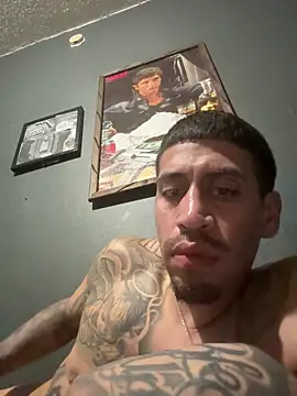 Snapshot of busnfatnutsLildee chatting on February 3, 2026, 6:11 am busnfatnutsLildee online show from February 3, 2026, 6:11 am