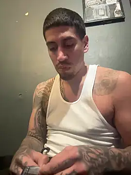 Snapshot of busnfatnutsLildee chatting on February 21, 2026, 5:20 am busnfatnutsLildee online show from February 21, 2026, 5:20 am