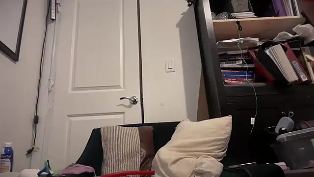 jasoncali305 online show from February 17, 2026, 5:38 am