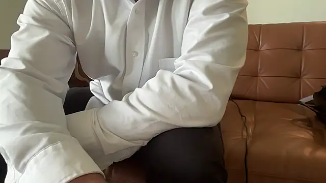 jasoncali305 online show from April 17, 2026, 2:09 pm