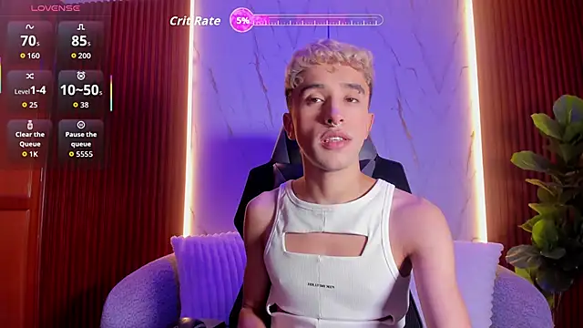 sweetsanti online show from October 13, 2025, 12:18 pm