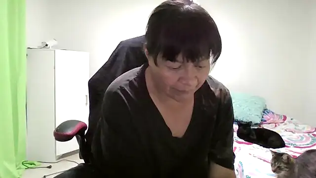 adri89-g online show from July 19, 2026, 5:16 am