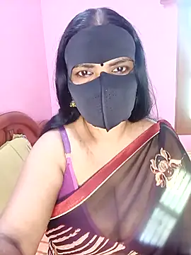 KannadaTamilTeluguBeauty online show from November 3, 2025, 4:39 am