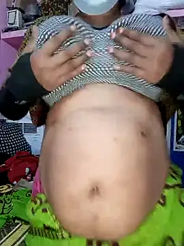 KannadaTamilTeluguBeauty online show from December 18, 2025, 4:22 pm