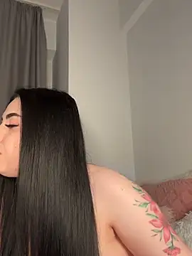 Snapshot of Andrestarr chatting on March 12, 2026, 7:51 pm Andrestarr online show from March 12, 2026, 7:51 pm