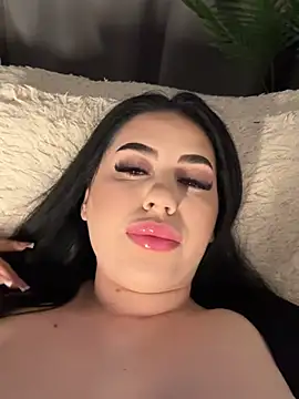 Snapshot of Andrestarr chatting on April 15, 2026, 5:39 pm Andrestarr online show from April 15, 2026, 5:39 pm