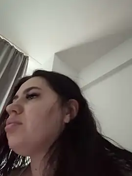 Snapshot of Andrestarr chatting on March 13, 2026, 2:11 pm Andrestarr online show from March 13, 2026, 2:11 pm